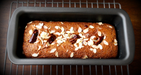 Dates and almond loaf